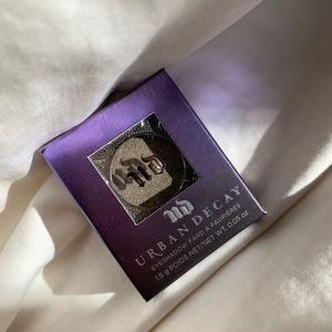 NIB Urban Decay Eyeshadow in Pistol
